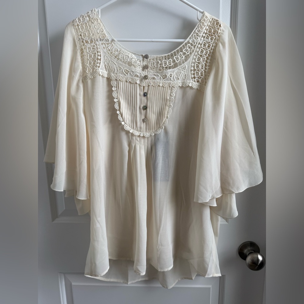 ‼️SALE‼️ Daniel Rainn Cream Lace Women's Top with Cami underneath Medium NEW